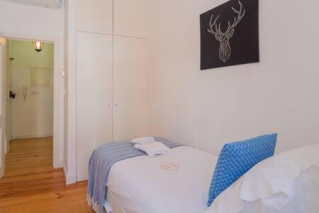 Old Town Chiado Balcony Aircon By Ld Apartments Lisbon Luaran gambar